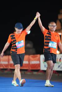 BIB: 45932, 41507
                            <button type="button" onclick="openModal(19763577)" class="btn btn-primary btn-sm float-right btn-popup" data-toggle="modal" data-target=".modal-high-quality">
                        <i class="fas fa-shopping-cart"></i> Add to Cart
                    </button>
                                            <button type="button" onclick="isThisMe(19763577, true)" class="btn btn-success btn-sm float-right btn-popup btn-isme hidden" data-toggle="tooltip" data-placement="bottom" title="นี่คือรูปของคุณใช่ไหม คลิกที่นี่เพื่อเอาเข้าอัลบั้ม">
                        <i class="fas fa-plus"></i> Add to album
                    </button>
                    <button type="button" onclick="isThisMe(19763577, false)" class="btn btn-warning btn-sm float-right btn-popup btn-isnotme hidden">
                        <i class="fas fa-ban"></i> Remove from album
                    </button>